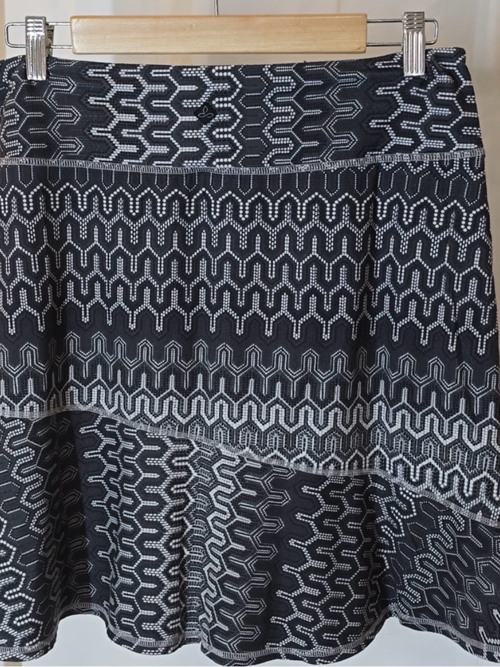 Prana Black and White Patterned Skirt
